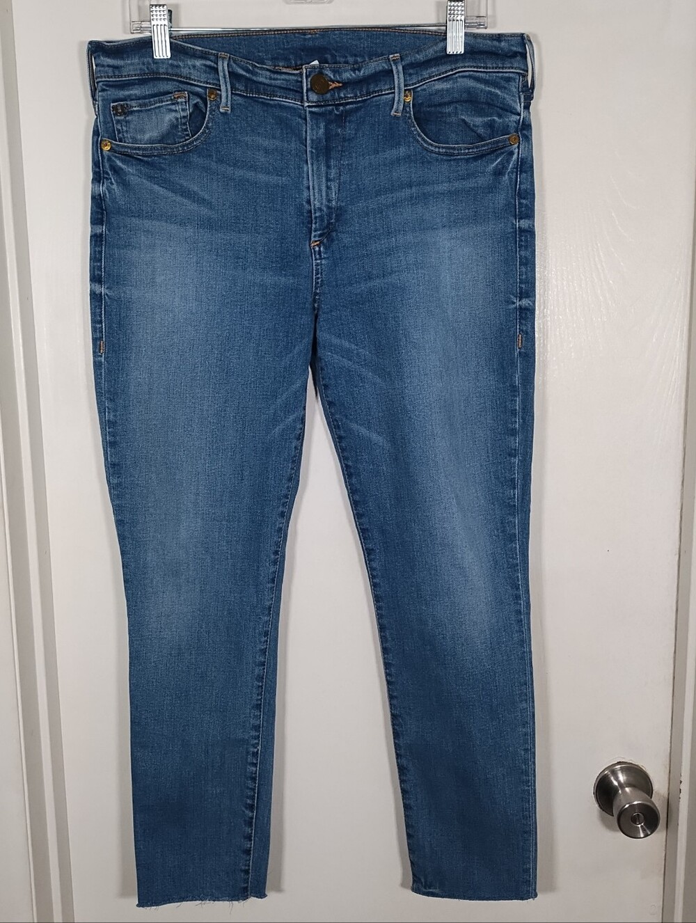 TRUE RELIGION Womens 32 Jeans Halle Mid Rise Super Skinny Medium Wash Raw Hem